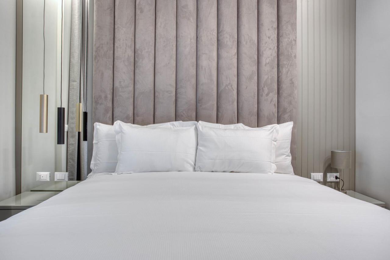 Le Suite Del Corso The Smart Boutique Aparthotel By Ospitami ミラノ エクステリア 写真