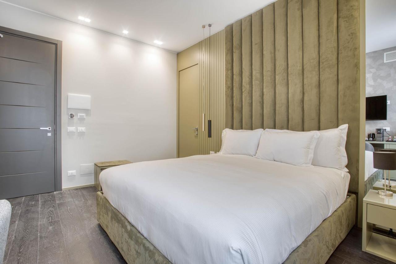 Le Suite Del Corso The Smart Boutique Aparthotel By Ospitami ミラノ エクステリア 写真