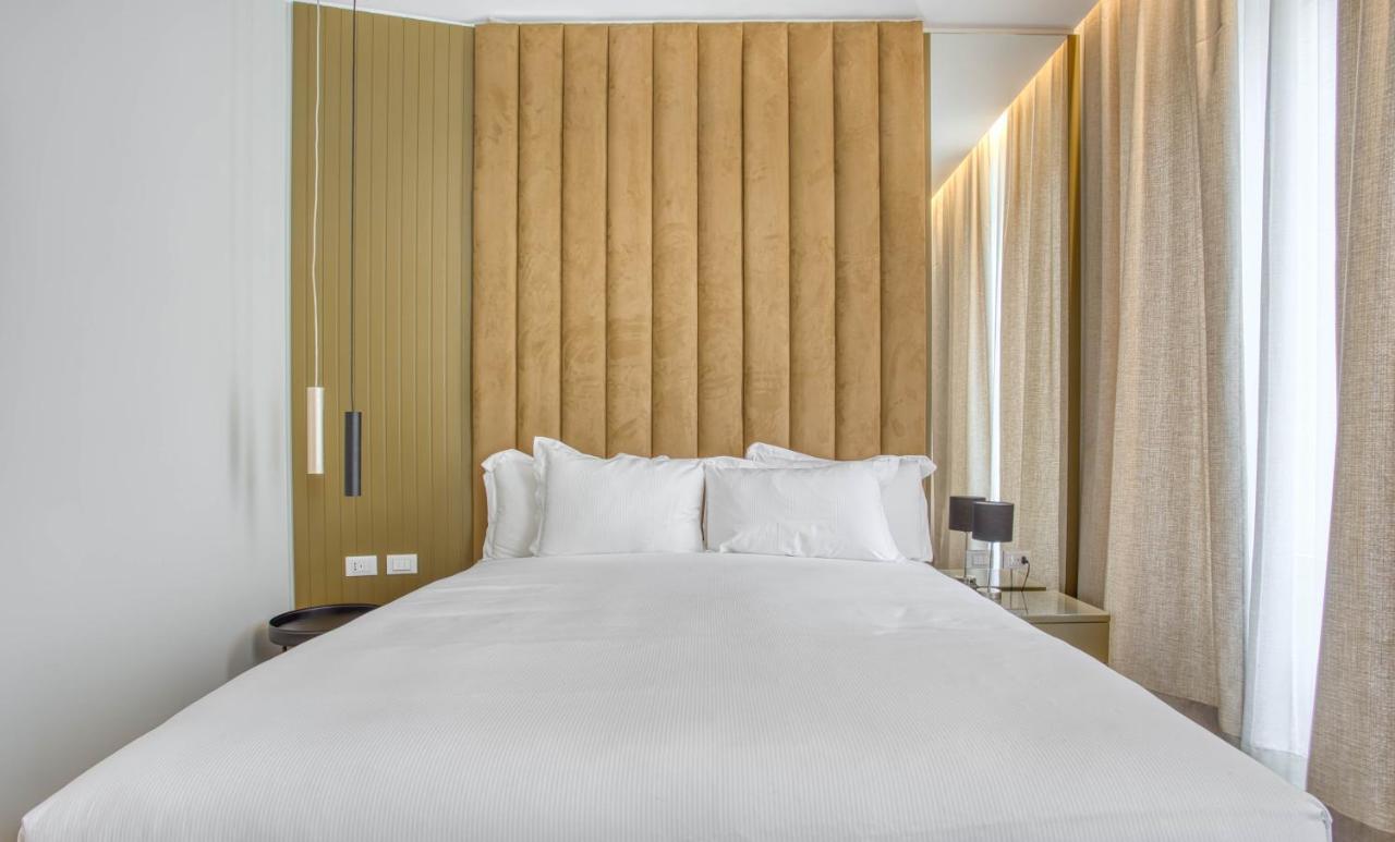 Le Suite Del Corso The Smart Boutique Aparthotel By Ospitami ミラノ エクステリア 写真