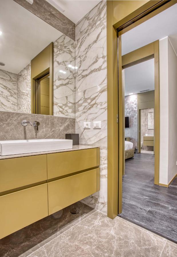 Le Suite Del Corso The Smart Boutique Aparthotel By Ospitami ミラノ エクステリア 写真
